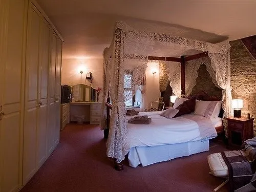 מלון שפילד Causeway House B&B